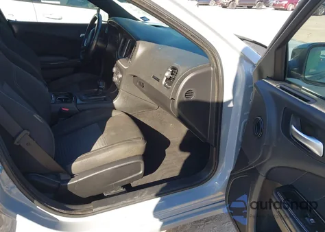 2022 Dodge Charger Sxt Rwd z USA, uszkodzony, nr VIN 2C3CDXBG8NH216867